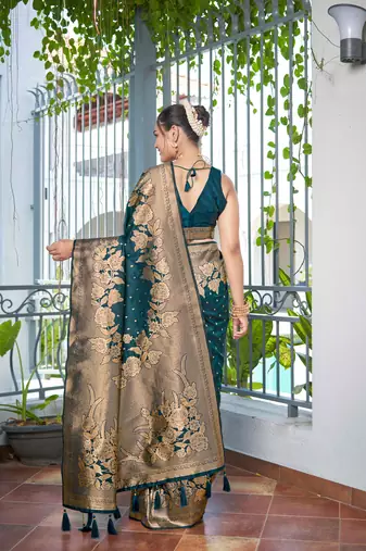 Banarasi Woven Bottol Green Saree With Heavy Jacquard Work Saree With Blouse Piece