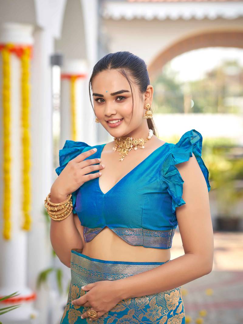 Banarasi Woven Blue Saree With Heavy Jacquard Work Saree With Blouse Piece