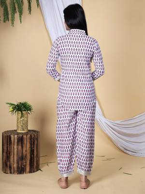 Embroidered pure cotton short kurta with pant set 2