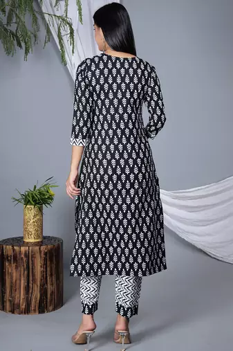 Embroidered pure cotton printed kurta, pant with dupatta set