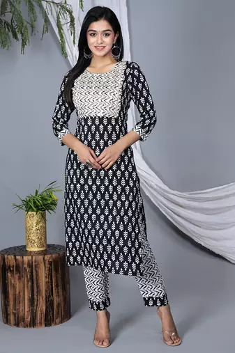 Embroidered pure cotton printed kurta, pant with dupatta set
