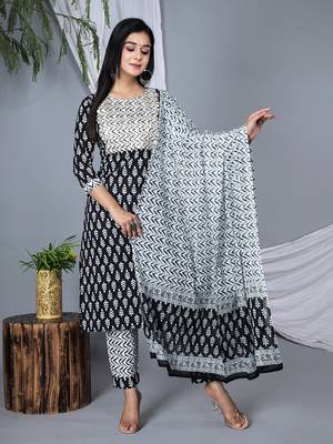 Embroidered pure cotton printed kurta, pant with dupatta set 5