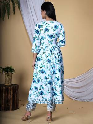 Embroidered pure cotton printed kurta, pant with dupatta set 2