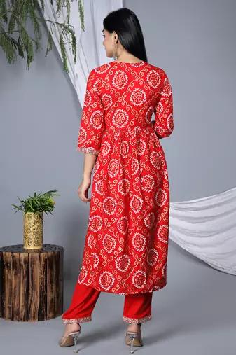 Women regular gotta patti kurta with trousers & with dupatta