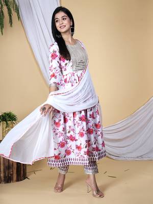 Pink embroidered pure cotton printed kurta, pant with dupatta set 4