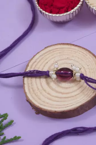 designer pearl bhaiya rakhi with roli chawal & rakshabandhan card for brother/bro/bhai/men (r158wi)