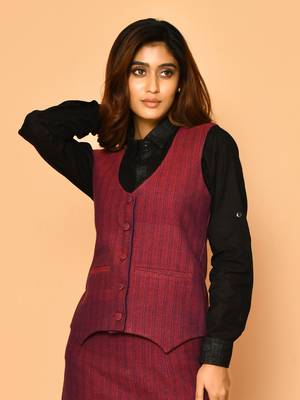 Serena handloom rounded v-neck women's cotton jacket 3