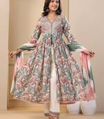 Fashion petals Women Flared Kurta Set with Dupatta