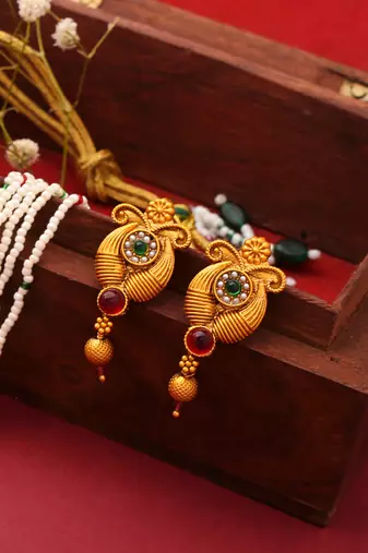 Classic Gold Plated Long Pearl Necklace Set