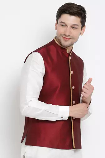 Vastramay men's maroon silk blend nehru jacket