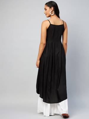 SOLID BLACK STRAPPY KURTA 4