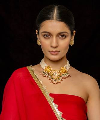 Multi coloured choker with earrings 1