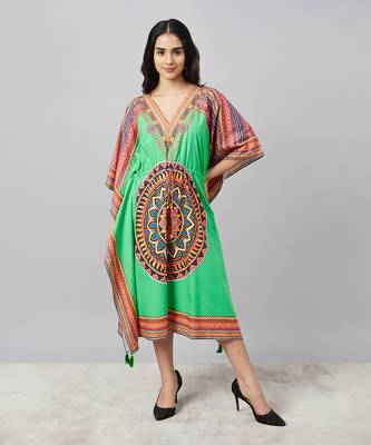 Green tribal mid length kaftan 2