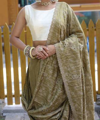 Pure Soft Silk Blend Saree With Elegant Floral Design With Cutwork Border And All Over Saree 5