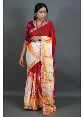 Khadi cotton  batik print saree, with running blouse piece 1