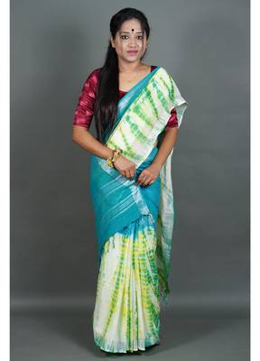 Khadi cotton  batik print saree, with running blouse piece 1