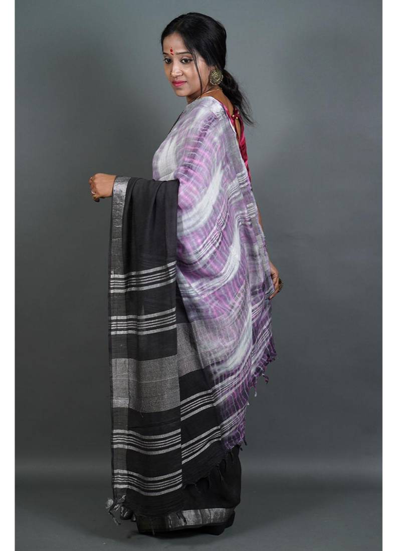 Khadi cotton  batik print saree, with running blouse piece