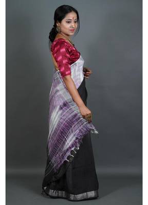 Khadi cotton  batik print saree, with running blouse piece 4