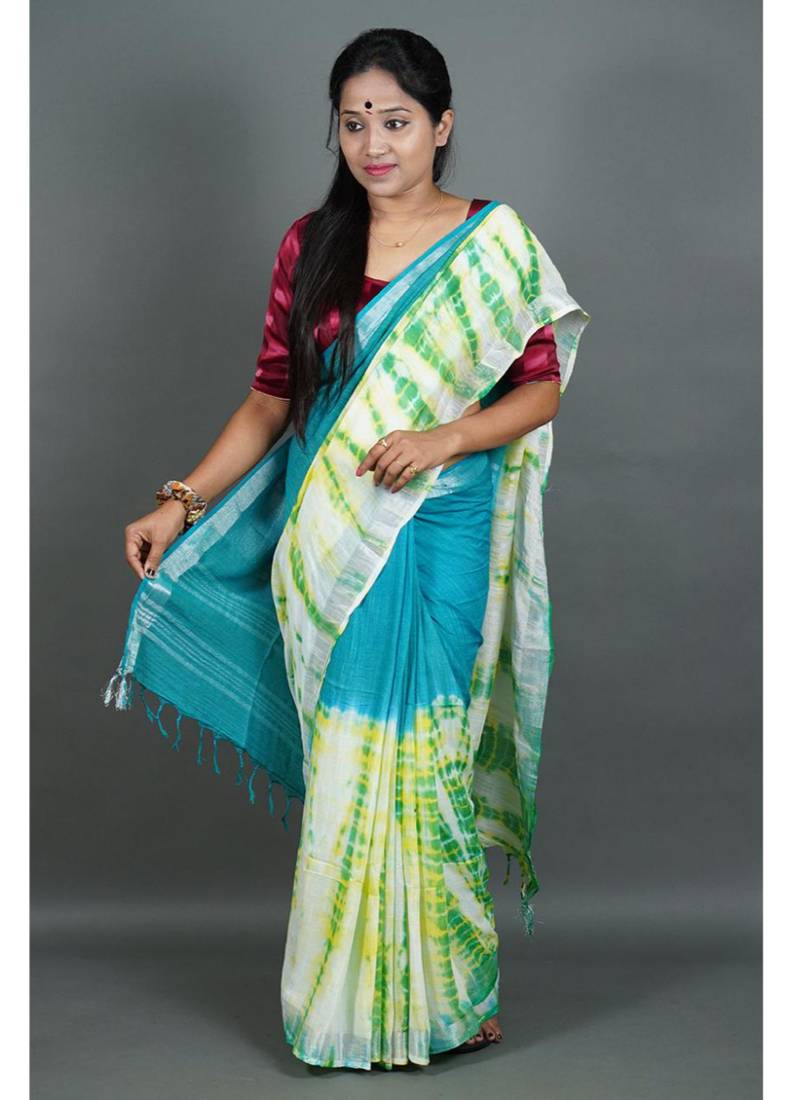 Khadi cotton  batik print saree, with running blouse piece