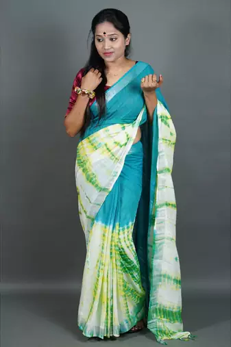 Khadi cotton  batik print saree, with running blouse piece