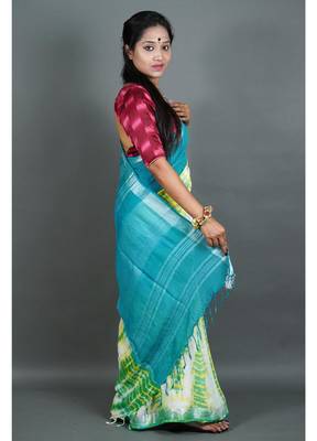 Khadi cotton  batik print saree, with running blouse piece 3