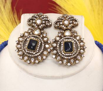 Cz stone studded pendant set with semi precious beads 2
