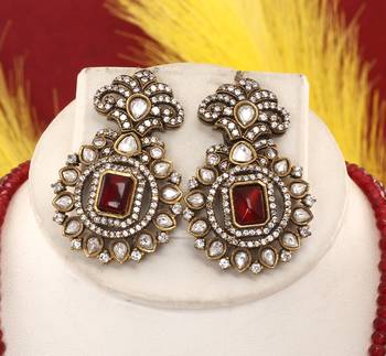 Cz stone studded pendant set with semi precious beads 2