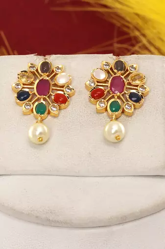 Cz stone studded pendant set with semi precious beads
