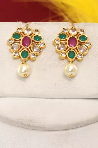 Cz stone studded pendant set with semi precious beads