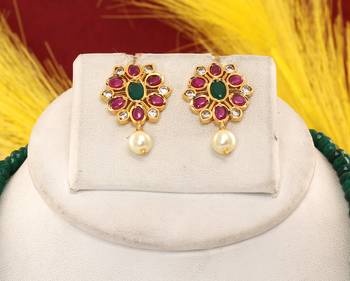 Cz stone studded pendant set with semi precious beads 2