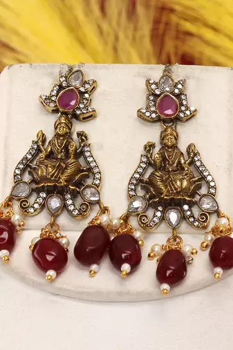 Cz stone studded pendant set with semi precious beads