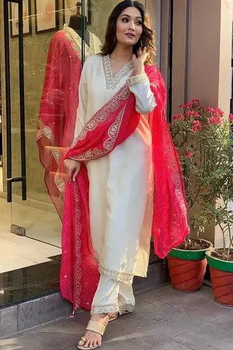 White chanderi silk thread zari embroidery work kurta pant set