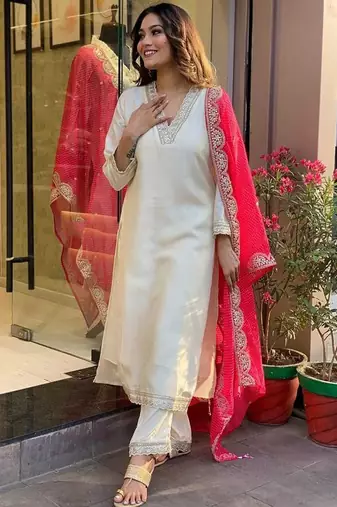 White chanderi silk thread zari embroidery work kurta pant set