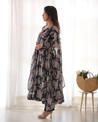 Fox Georgette Multi Floral Print Fabric With Fully Flair Kurti, With Pent And Dupatta 6
