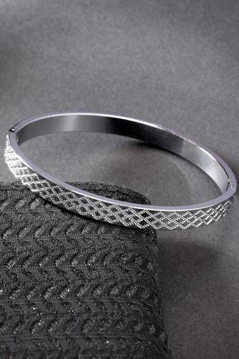 Men silver-plated stainless steel kada bracelet