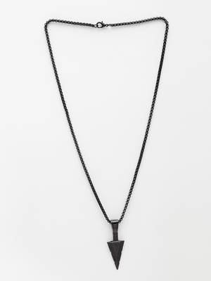 Men black rhodium-plated arrow-shaped pendant with chain 3