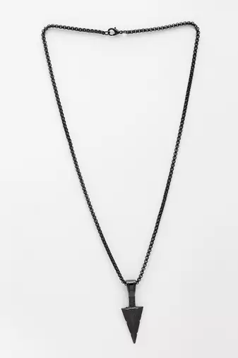 Men black rhodium-plated arrow-shaped pendant with chain