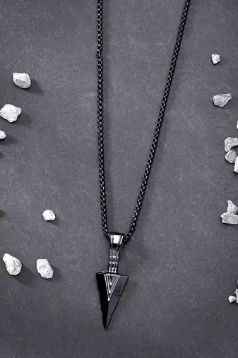Men set of 3 multicolor rhodium-plated arrow-shaped pendant with chain
