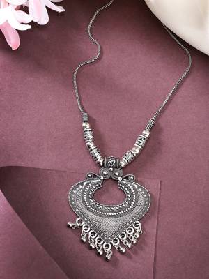Women silver-toned german silver oxidised pendant with chain 1