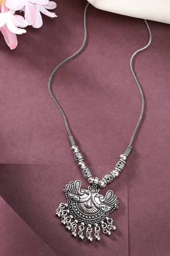 Women silver-toned peacock design pendant with chain