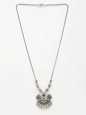 Women silver-toned peacock design pendant with chain 4