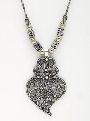 Women silver-toned german silver oxidised pendant with chain 2