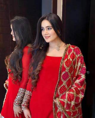 Women's traditional wedding wear  Red  heavy embroidered suit set 4