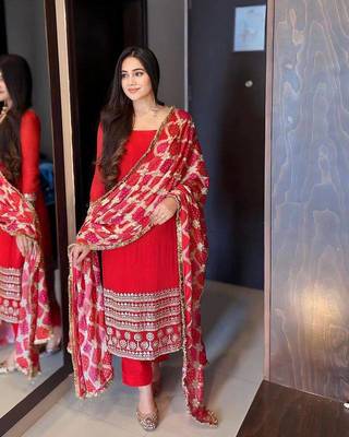 Women's traditional wedding wear  Red  heavy embroidered suit set 5
