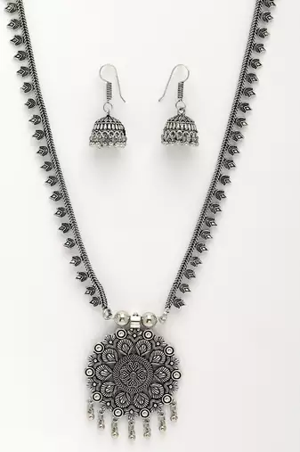 Women silver-toned floral shape oxidized necklace with jhumka earrings