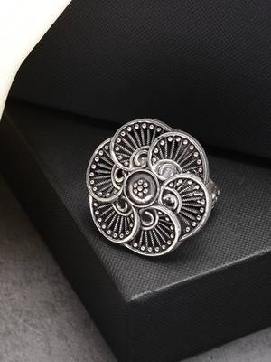 Women silver-toned floral shape adjustable finger ring 1