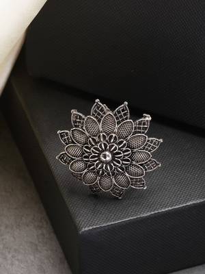 Women silver-toned floral shape adjustable finger ring 1