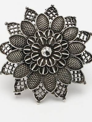 Women silver-toned floral shape adjustable finger ring 2