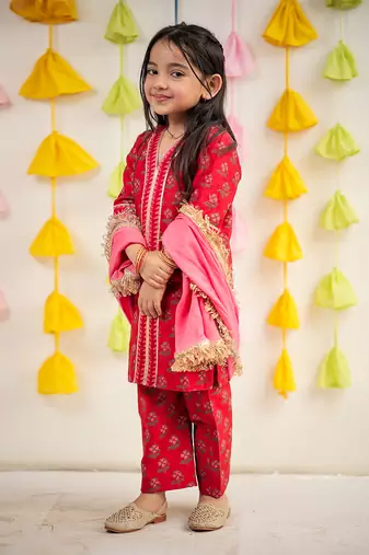 Red block printed kurta with pant and dupatta.