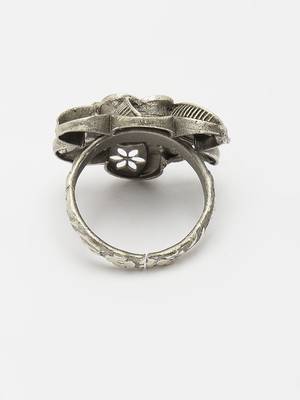 Women silver-toned floral shape adjustable finger ring 4